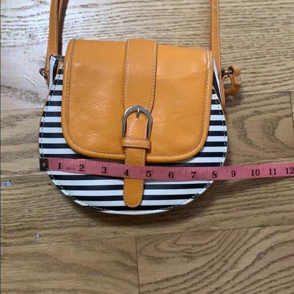 SASSY DUCK CROSSBODY BAG - Picture 12 of 14